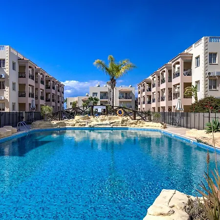 Royal Seacrest Amazing Location 2 Bed By Vichy Holidays Paphos