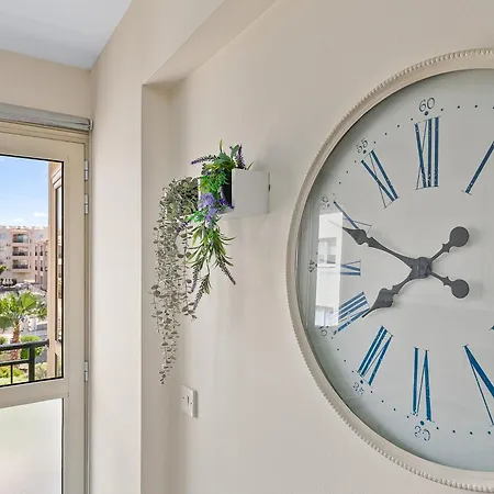Apartment Royal Seacrest Amazing Location 2 Bed By Vichy Holidays Paphos