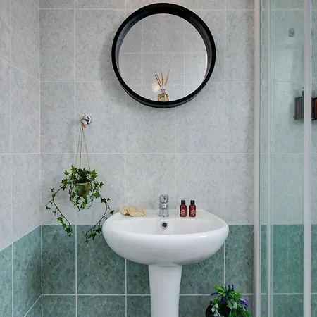 Royal Seacrest Amazing Location 2 Bed By Vichy Holidays Daire *