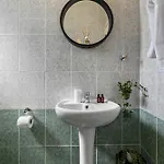 Royal Seacrest Amazing Location 2 Bed By Vichy Holidays Apartment *