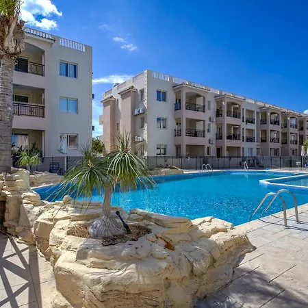 Royal Seacrest Amazing Location 2 Bed By Vichy Holidays Apartment
