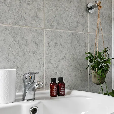 Royal Seacrest Amazing Location 2 Bed By Vichy Holidays *