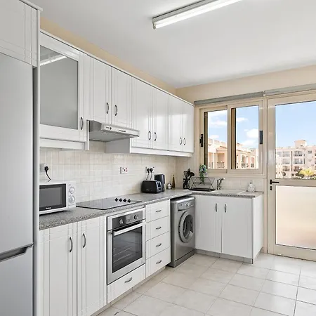 Διαμέρισμα Royal Seacrest Amazing Location 2 Bed By Vichy Holidays *