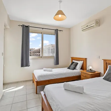 Διαμέρισμα Royal Seacrest Amazing Location 2 Bed By Vichy Holidays *