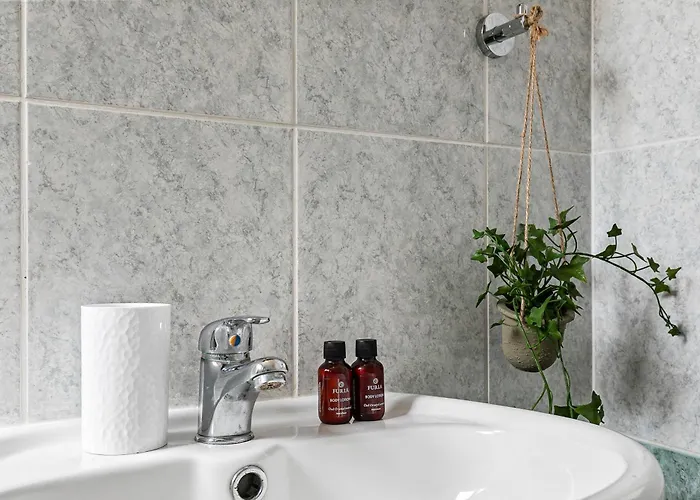 Royal Seacrest Amazing Location 2 Bed By Vichy Holidays *