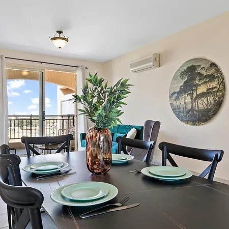 Apartman Royal Seacrest Amazing Location 2 Bed By Vichy Holidays